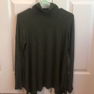 Long sleeve turtle neck